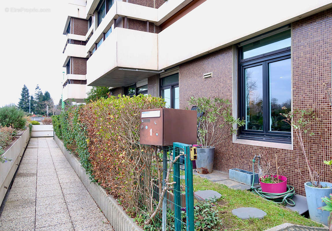 Appartement à SURESNES