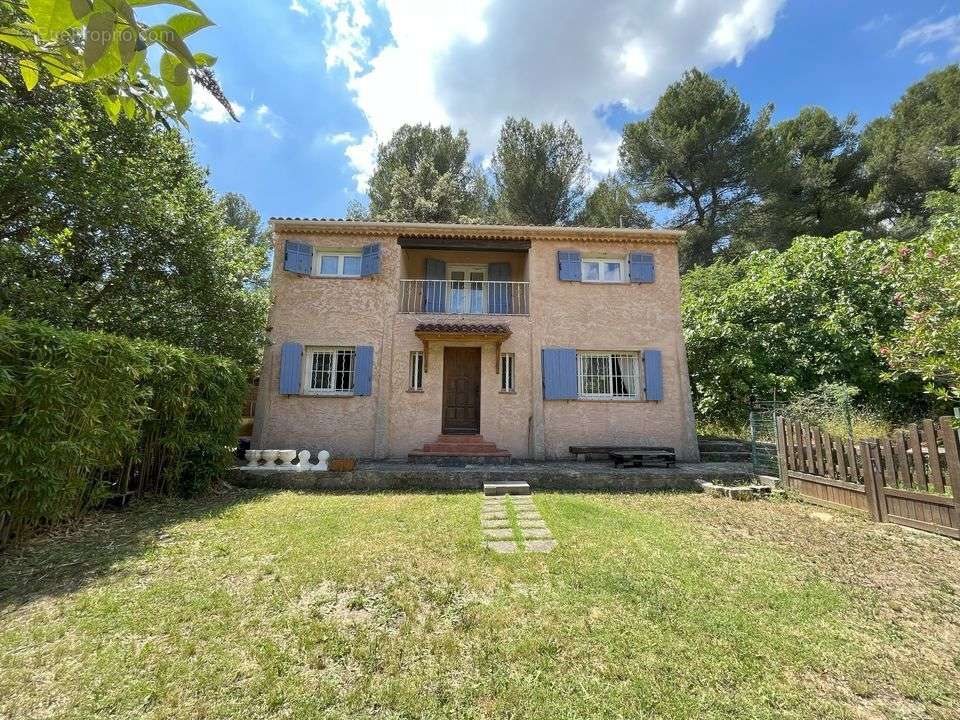 Maison à AUBAGNE