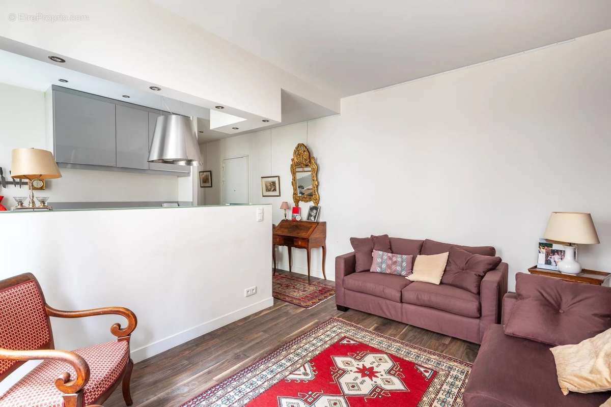 Appartement à LEVALLOIS-PERRET