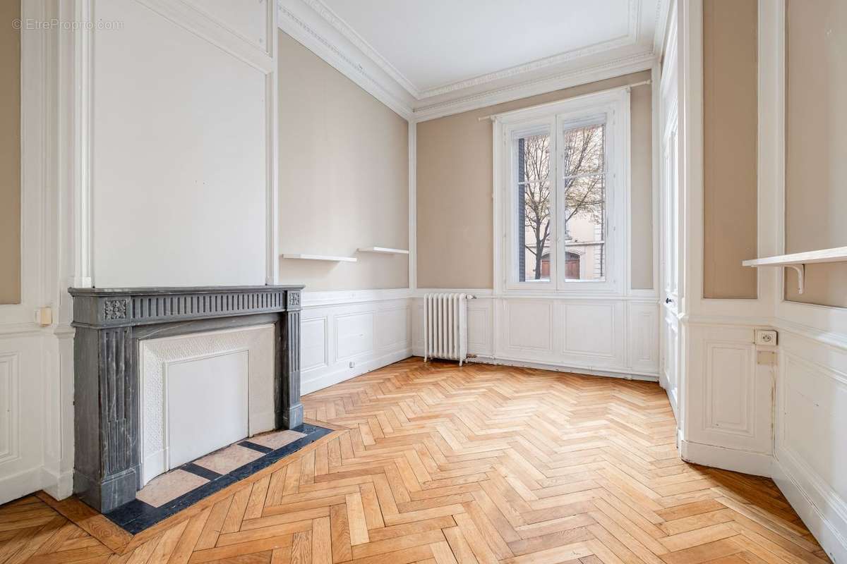 Appartement à LYON-6E