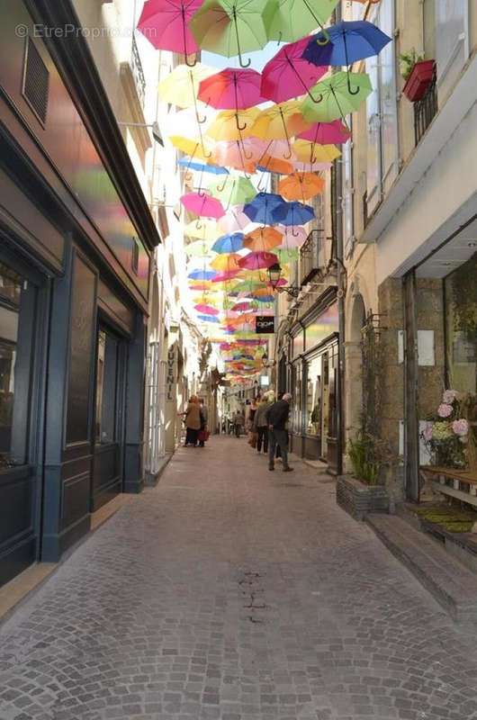 Commerce à BEZIERS