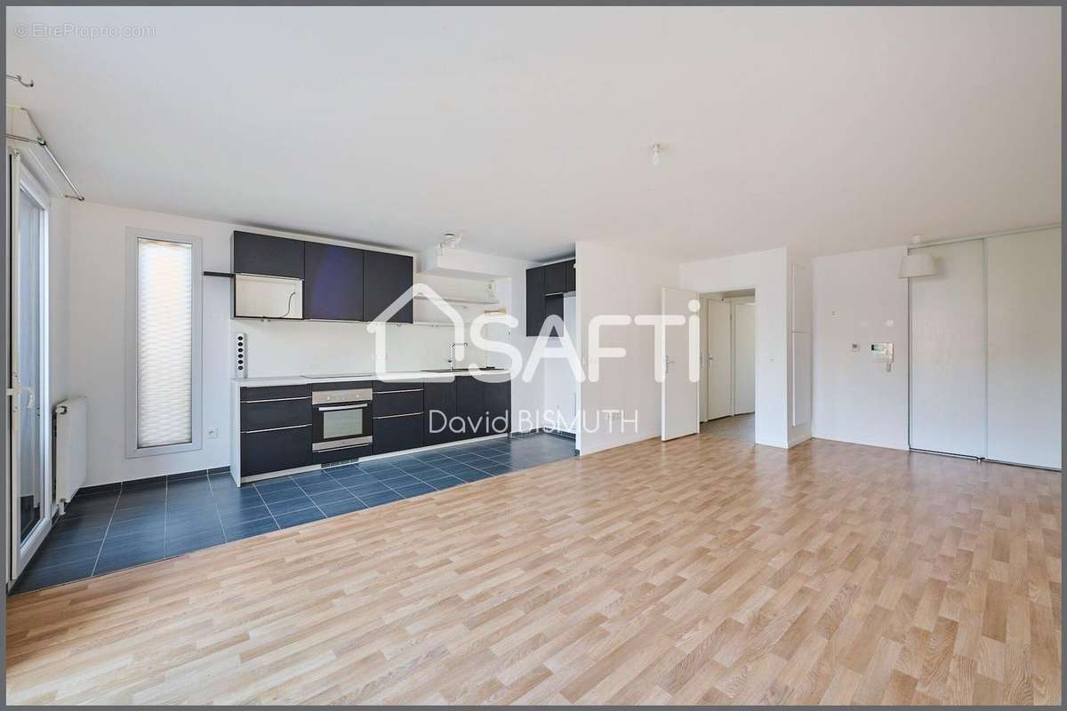 Photo 5 - Appartement à GENNEVILLIERS