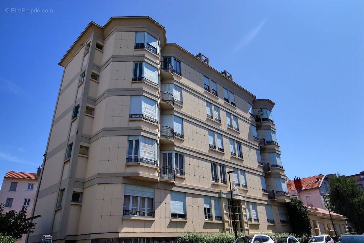 Appartement à CHAMALIERES