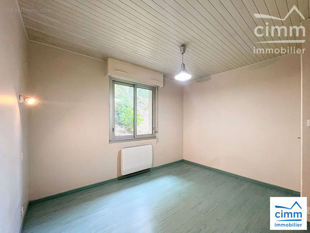 Chambre de 12 m² - Maison à PERROS-GUIREC