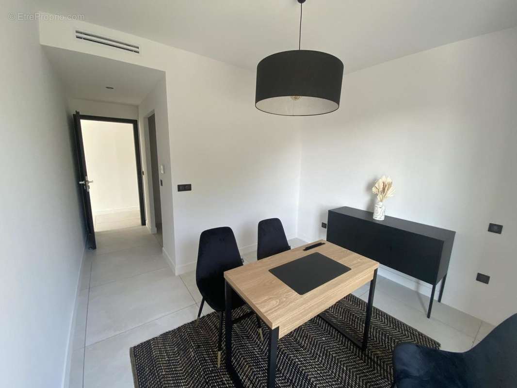 Appartement à CASTELNAU-LE-LEZ