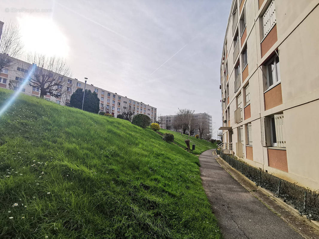 Appartement à MONTIGNY-LES-CORMEILLES