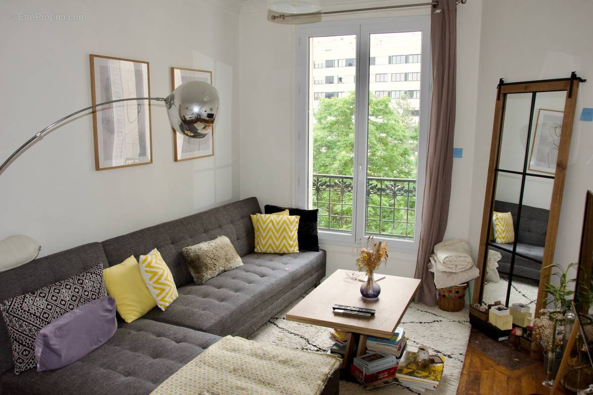 Appartement à PARIS-15E