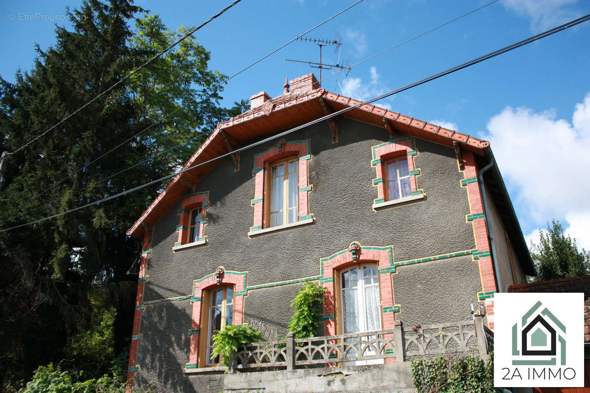 Maison à SAINT-ELOY-LES-MINES