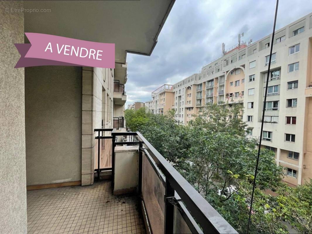 Appartement à PARIS-14E