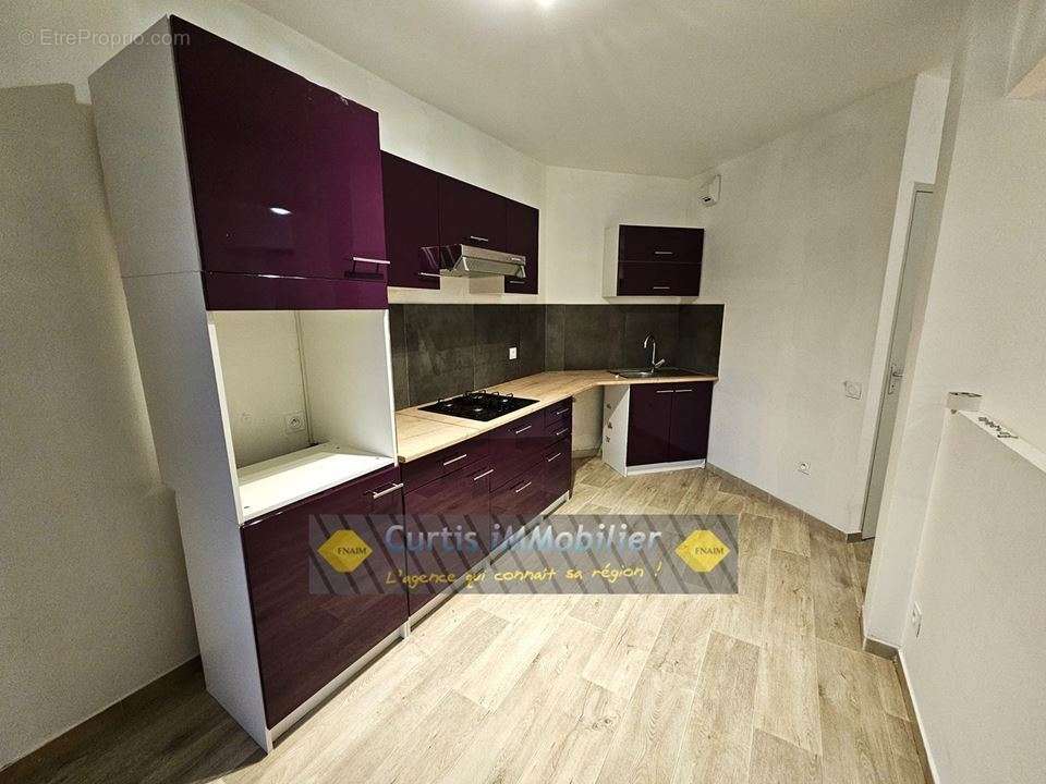 Appartement à SAINT-ETIENNE