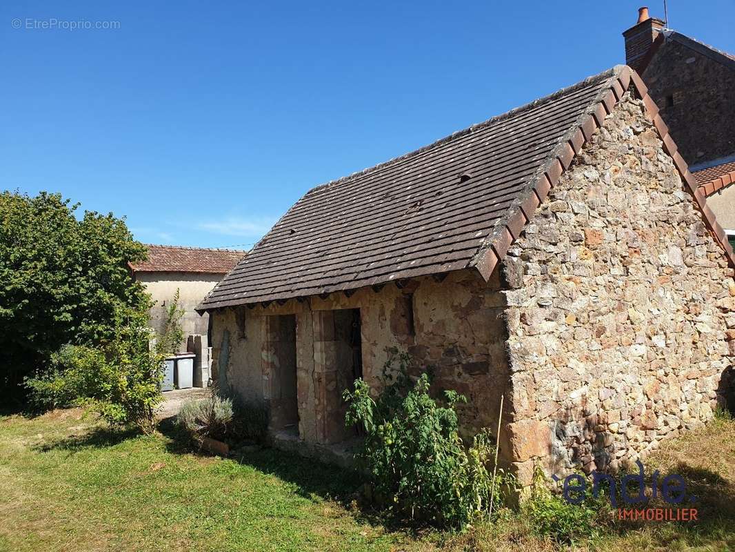 Maison à VESDUN