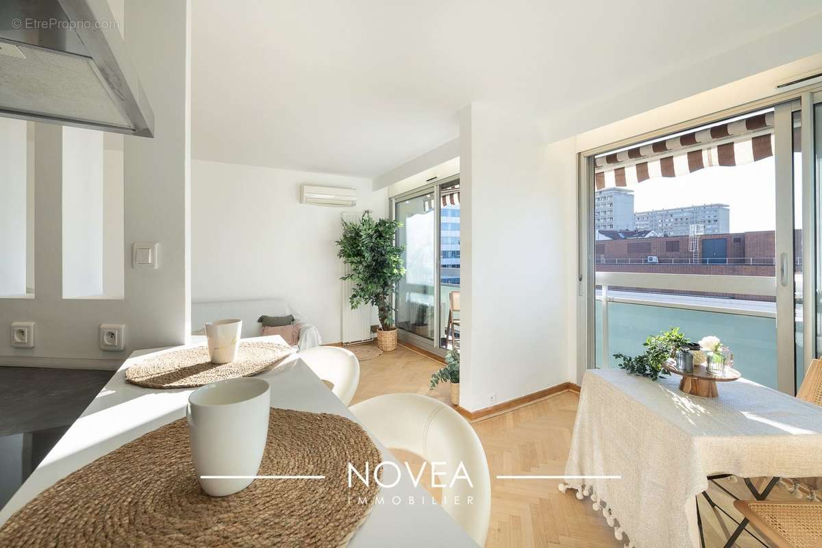 Appartement à LYON-6E