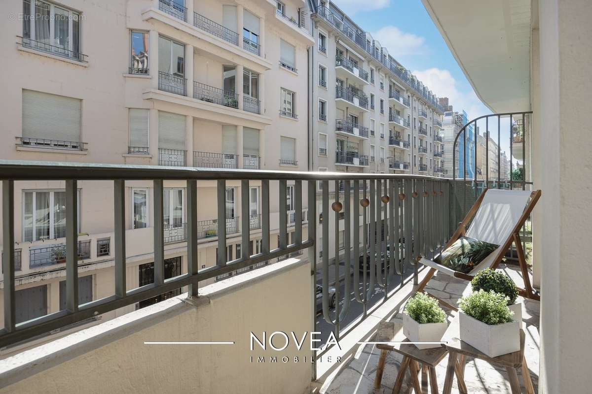 Appartement à LYON-6E