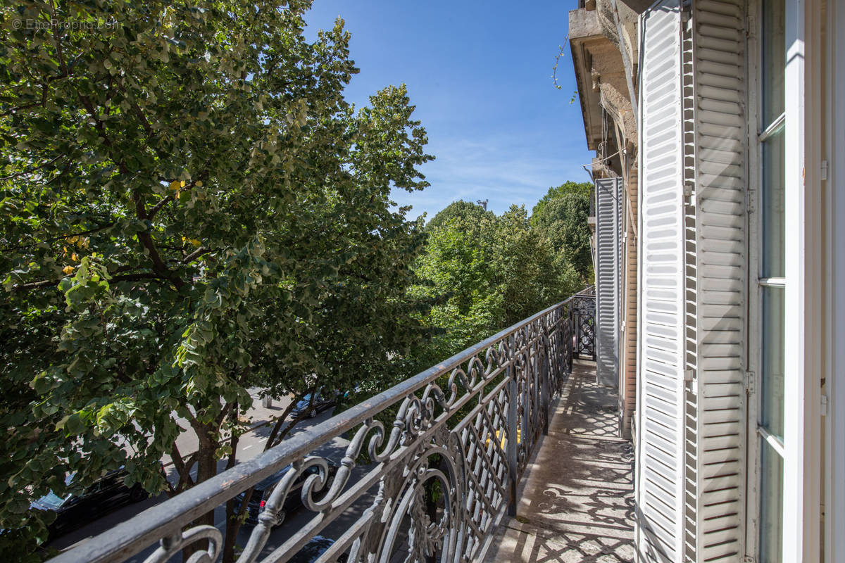 Appartement à PARIS-7E