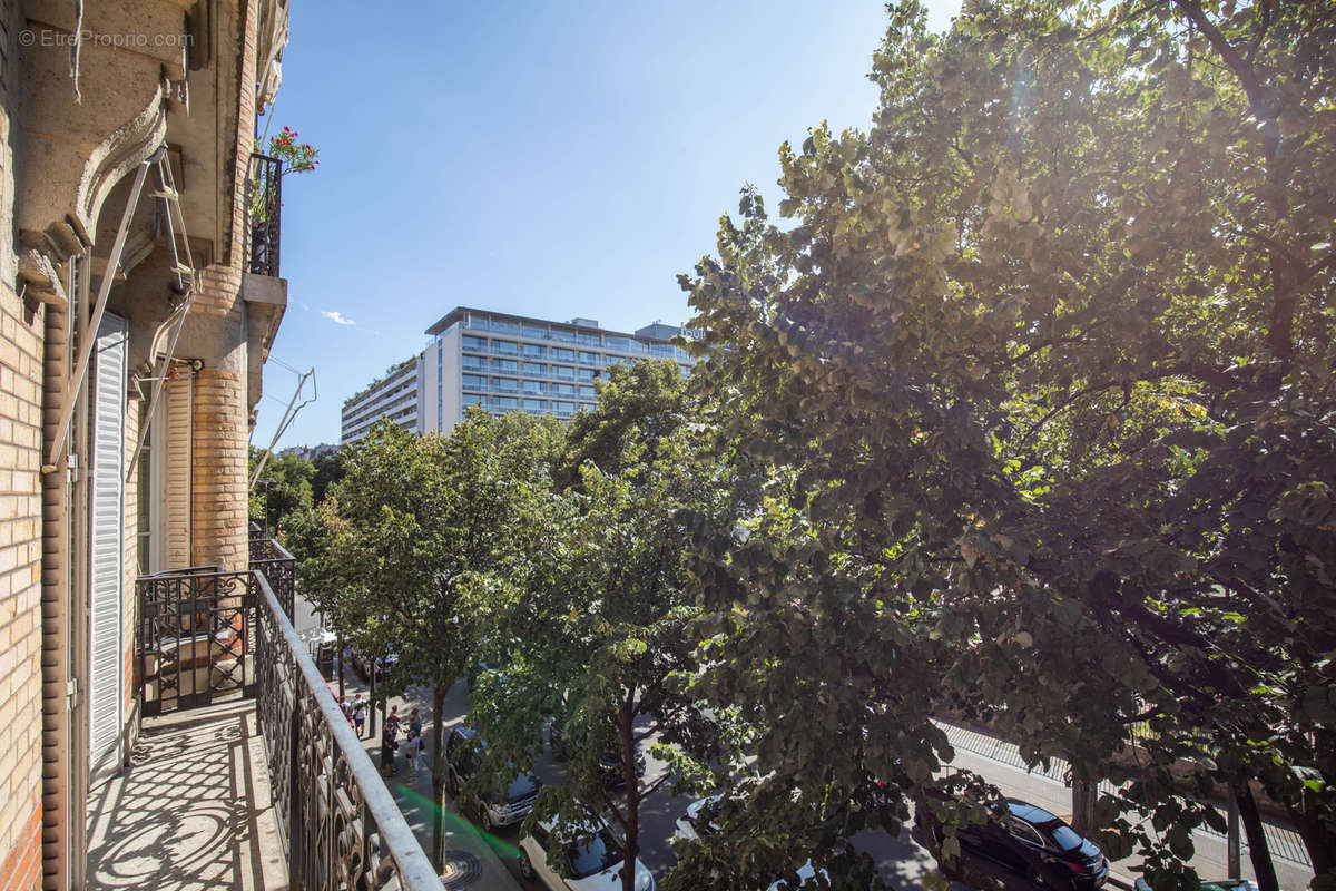 Appartement à PARIS-7E