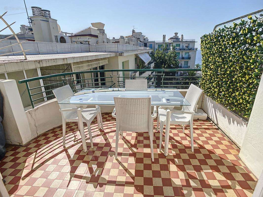 Appartement à NICE