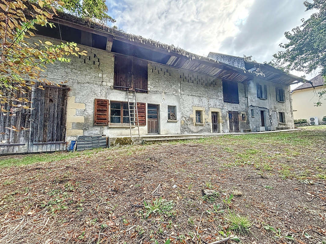 Maison à RUMILLY