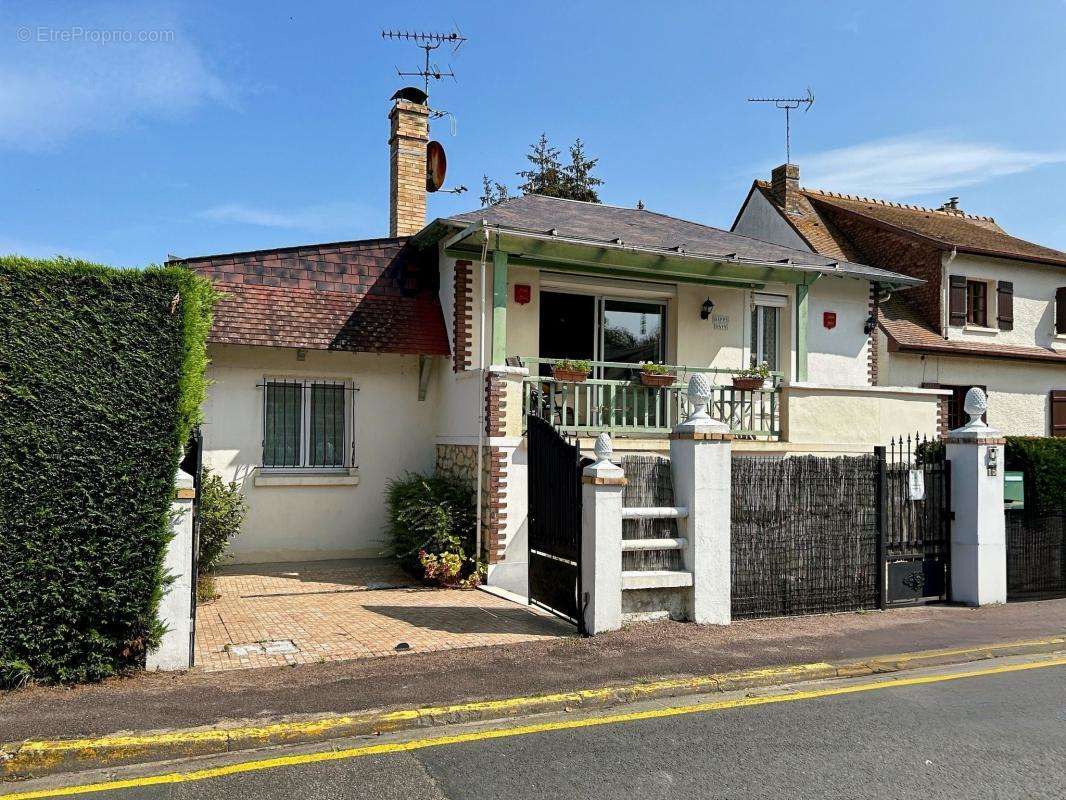 Maison à BENERVILLE-SUR-MER