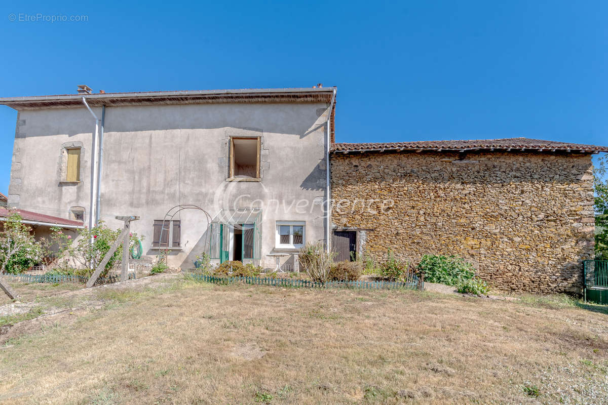 Maison à VERNEUIL-SUR-VIENNE