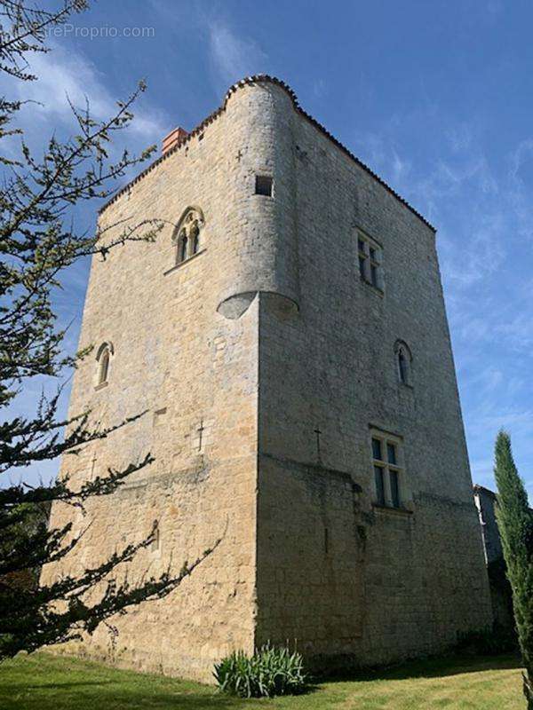 Maison à GAZAUPOUY