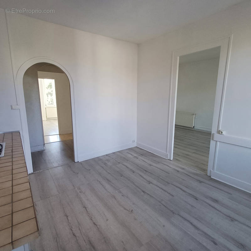 Appartement à SAINT-ETIENNE