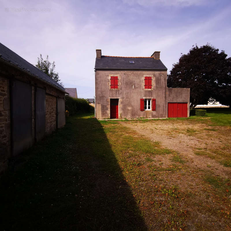 Maison à KERSAINT-PLABENNEC