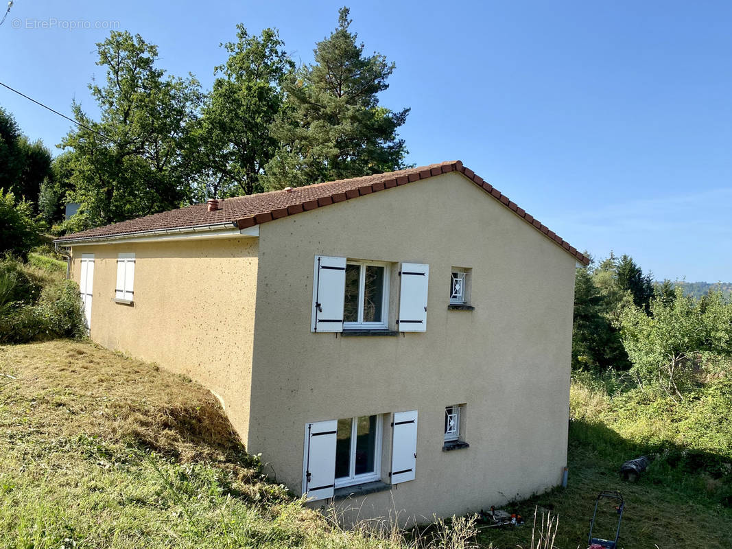 Maison à SAUVIAT