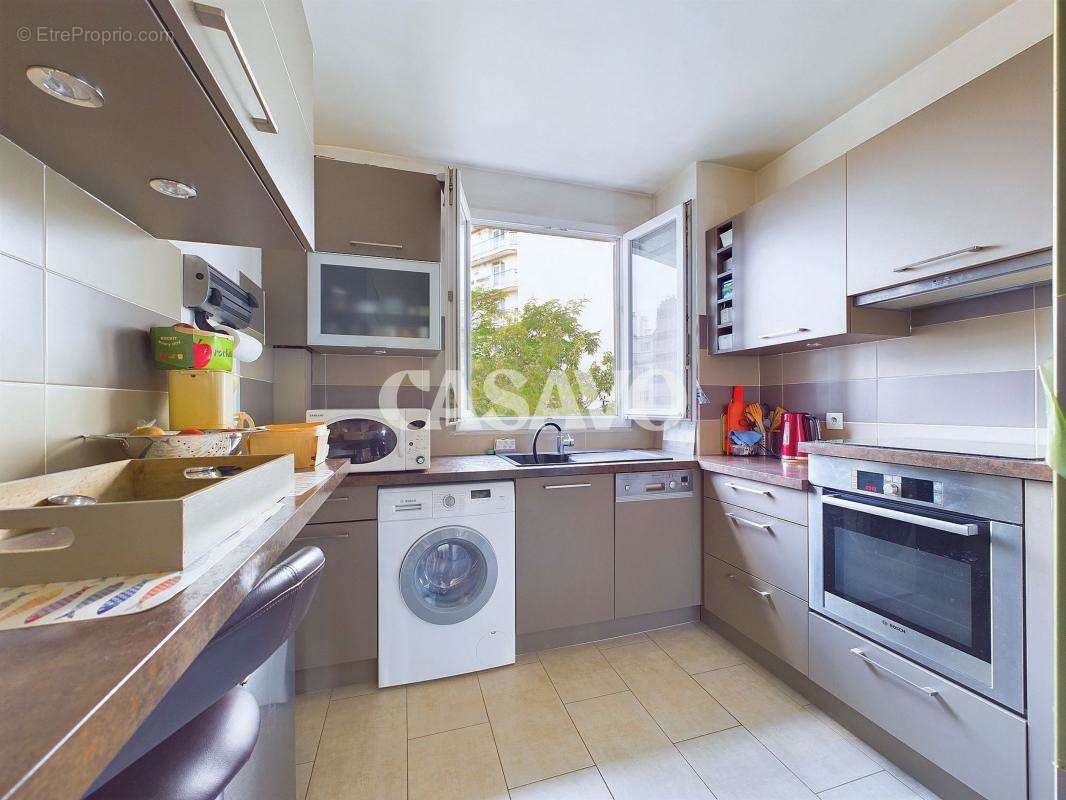 Appartement à ISSY-LES-MOULINEAUX