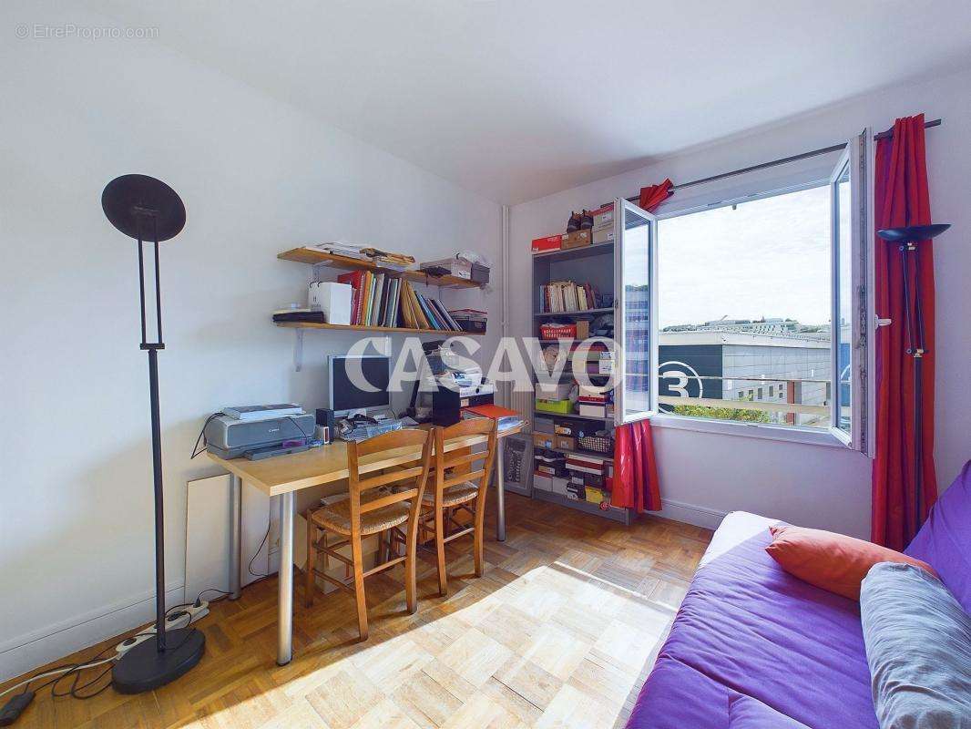 Appartement à ISSY-LES-MOULINEAUX