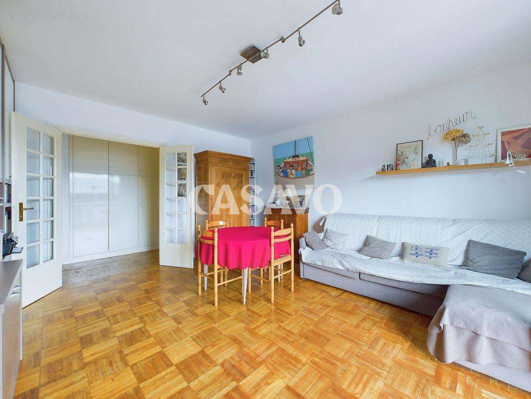 Appartement à ISSY-LES-MOULINEAUX