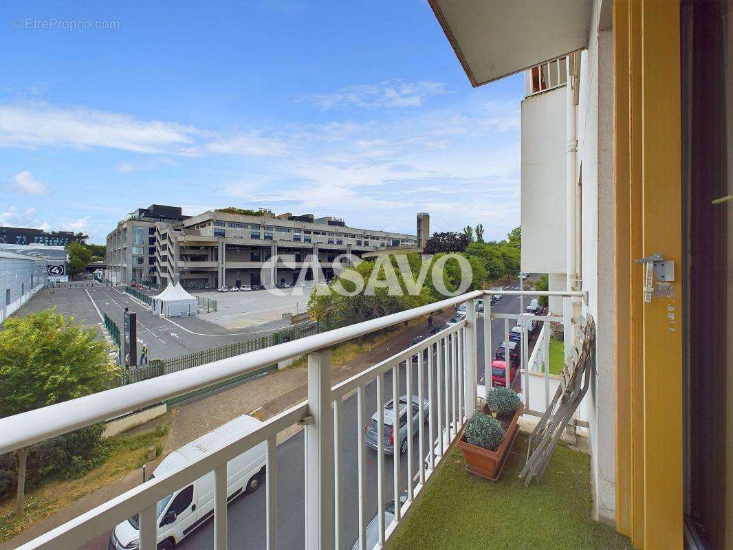 Appartement à ISSY-LES-MOULINEAUX