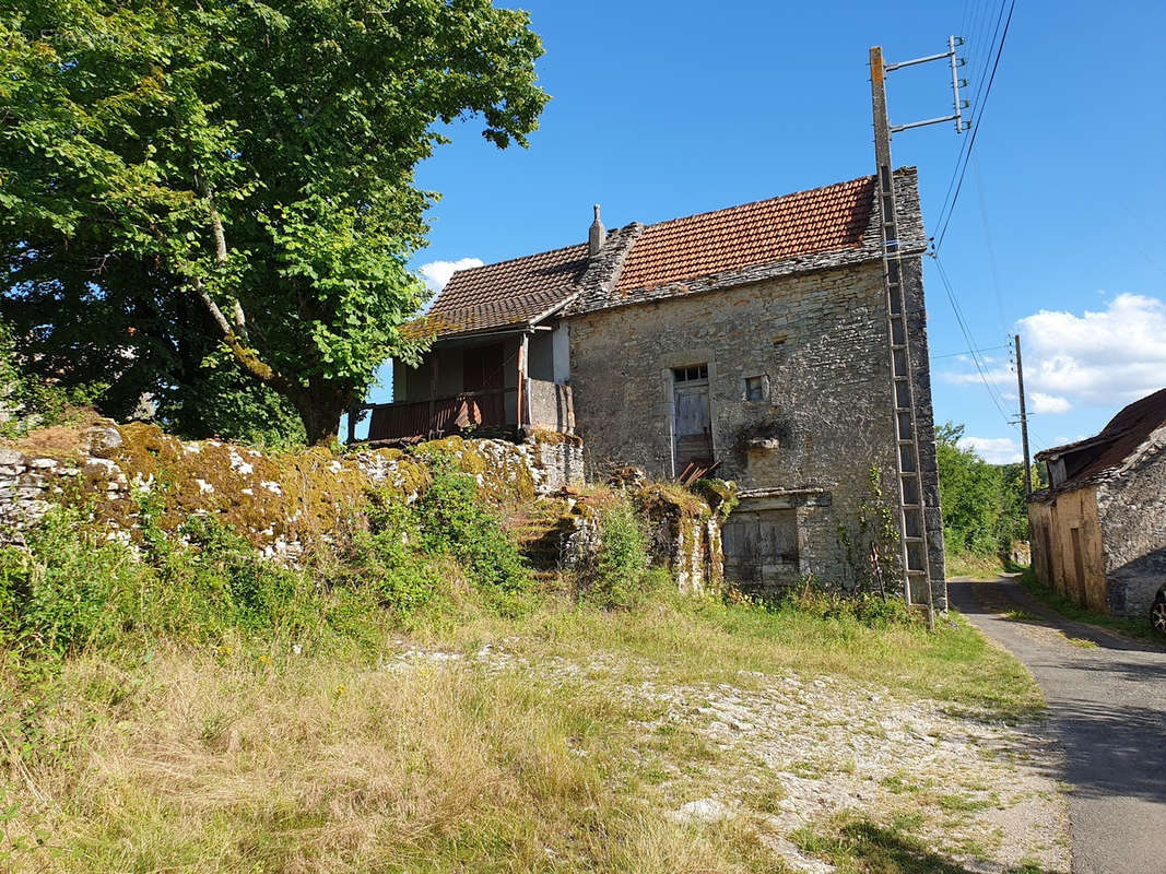 Maison à SALVAGNAC-CAJARC