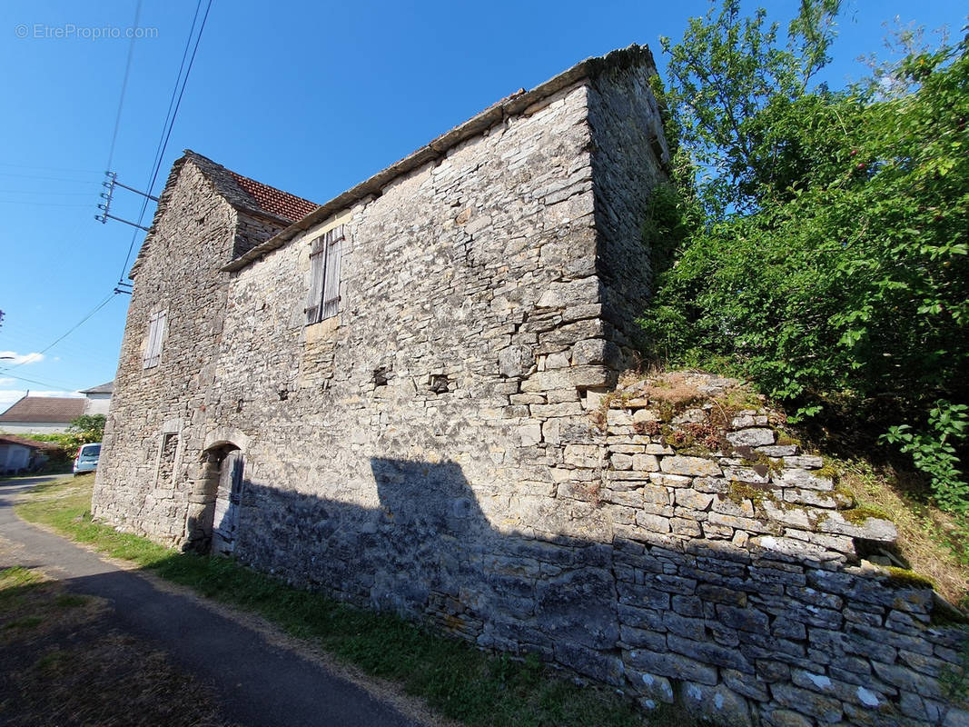 Maison à SALVAGNAC-CAJARC