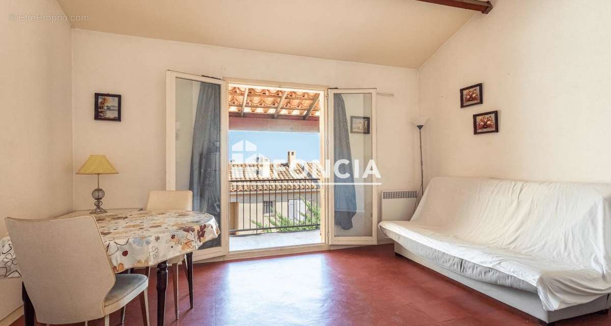 Appartement à HYERES