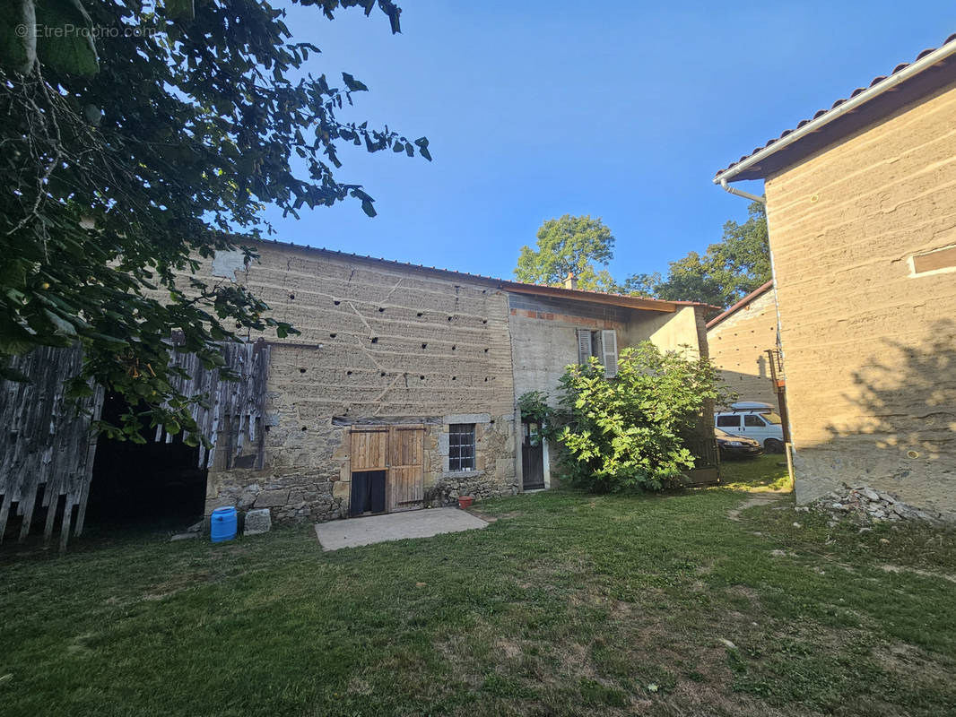 Maison à LEZOUX