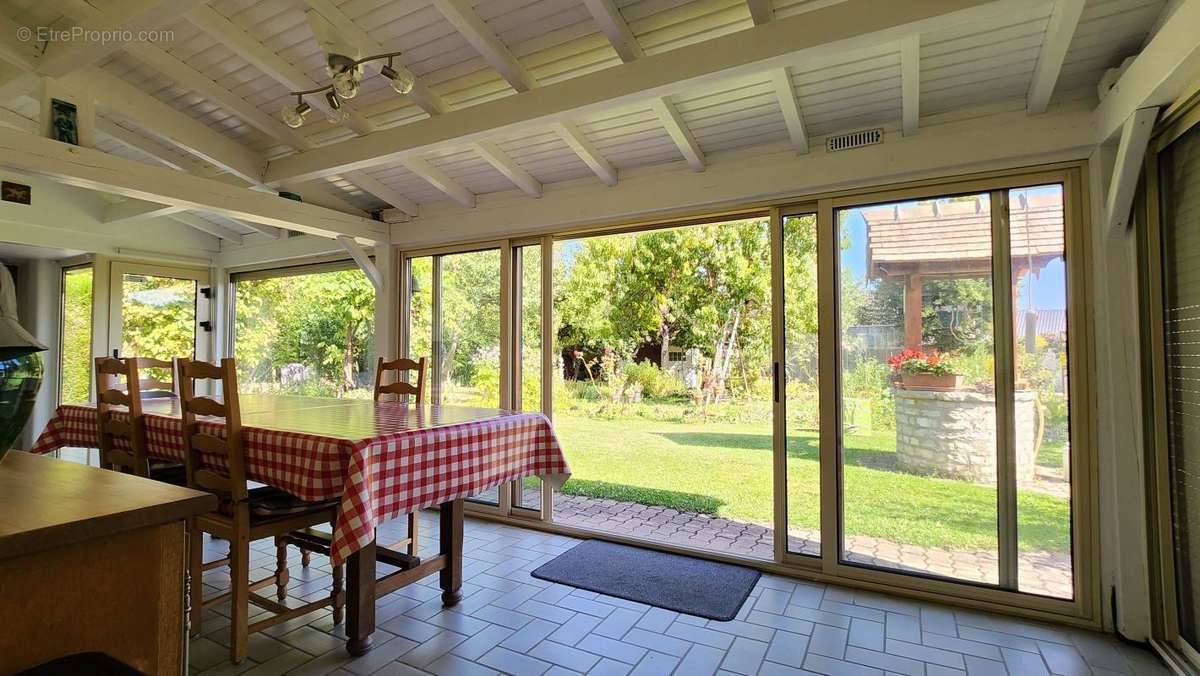 Maison à SAINT-GERMAIN-LES-ARPAJON