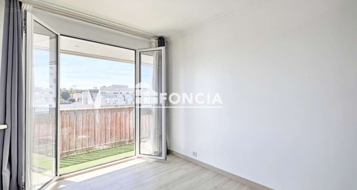 Appartement à IVRY-SUR-SEINE