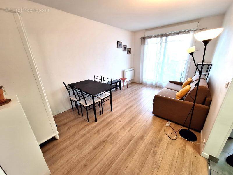 Appartement à COLOMBES