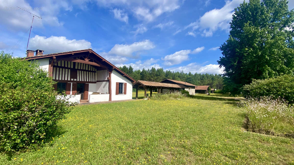 Maison à PISSOS