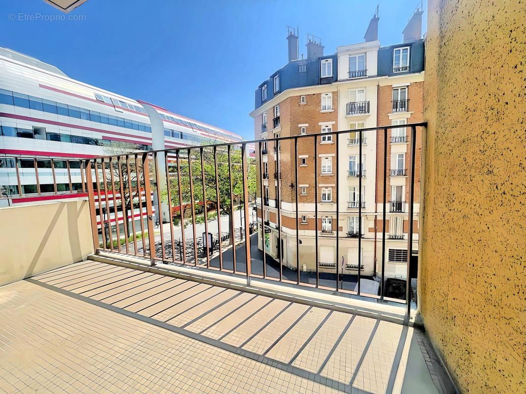 Appartement à PARIS-20E