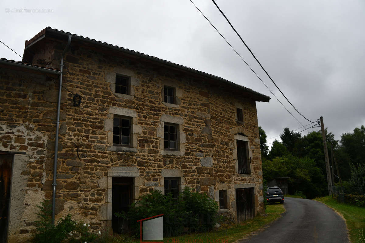 Maison à SAINT-GERMAIN-L&#039;HERM