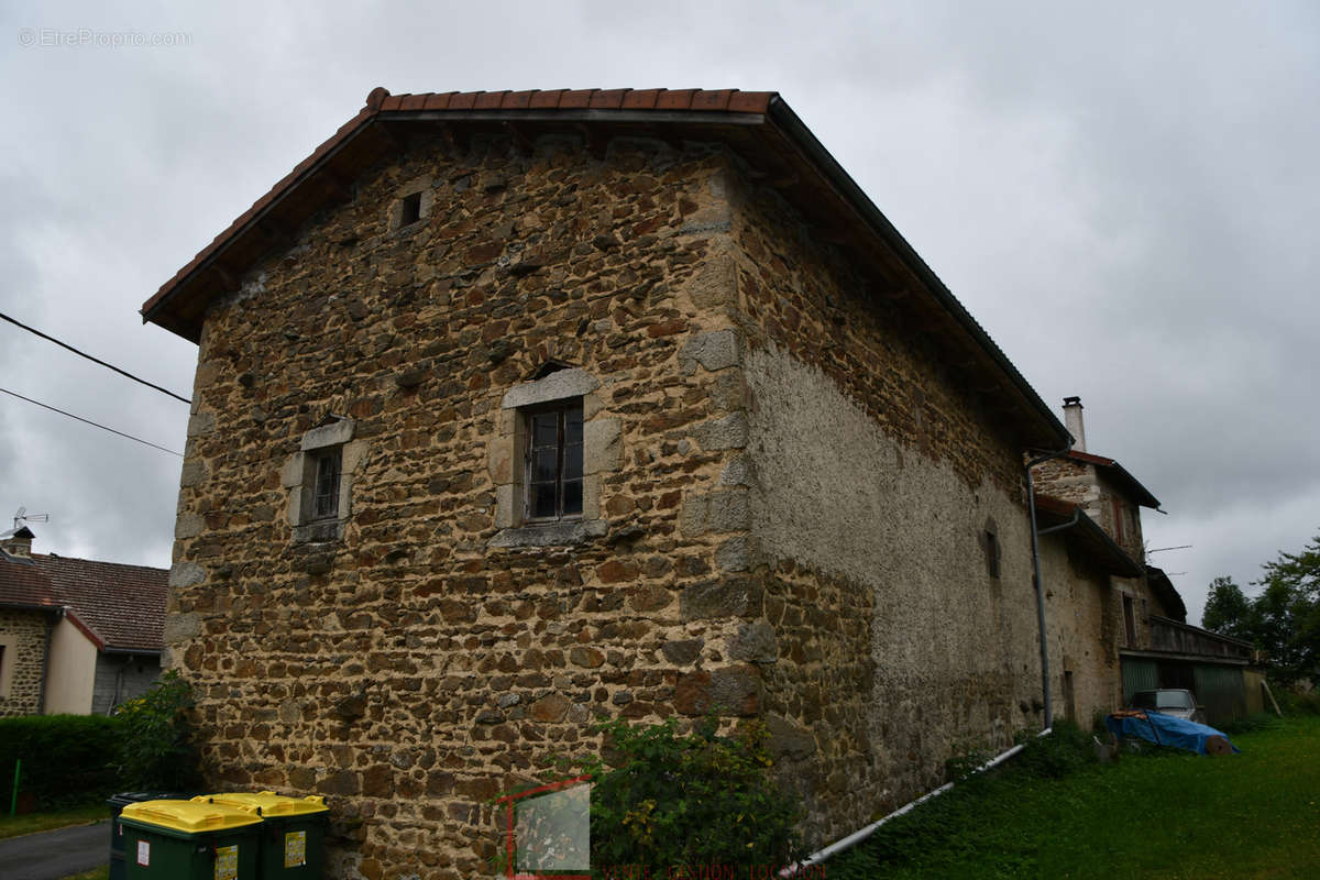 Maison à SAINT-GERMAIN-L&#039;HERM