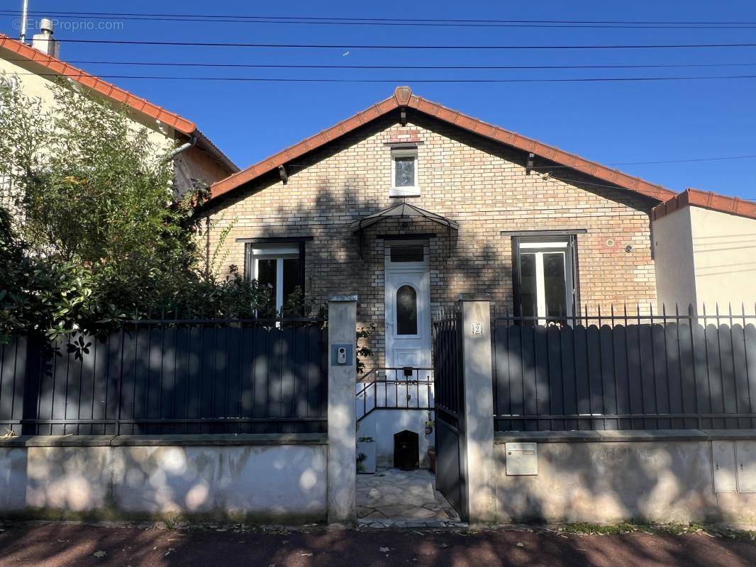 Maison à NANTERRE