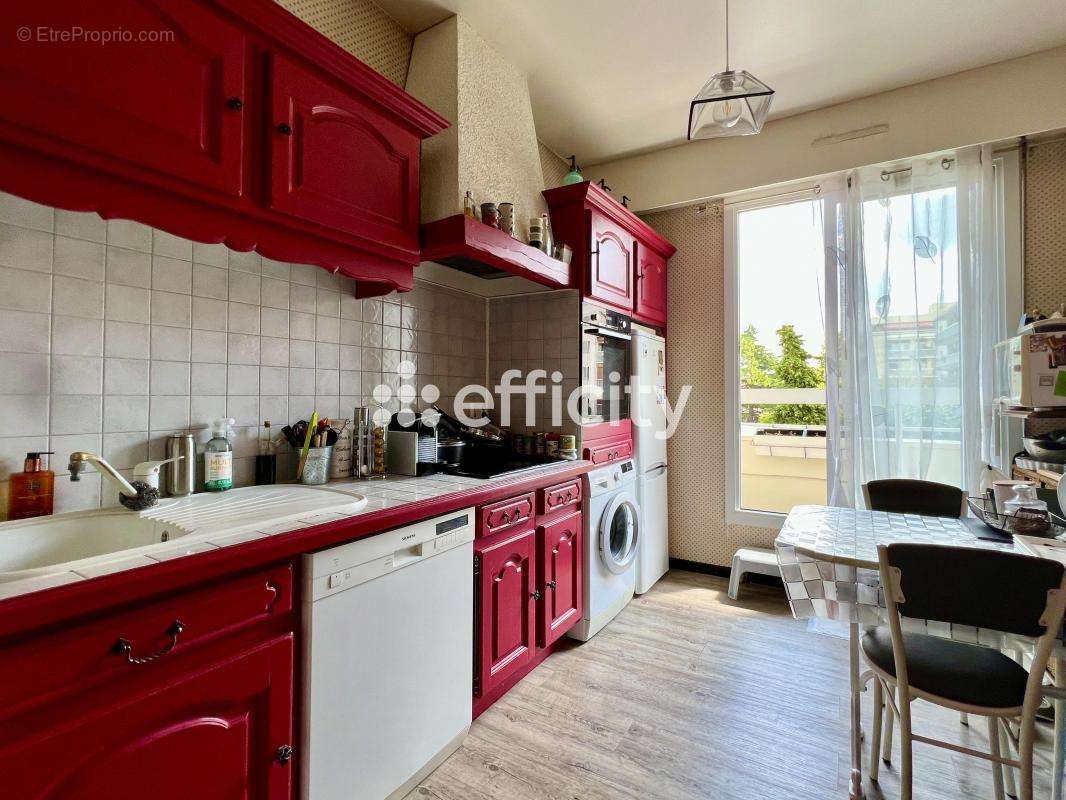 Appartement à RUEIL-MALMAISON