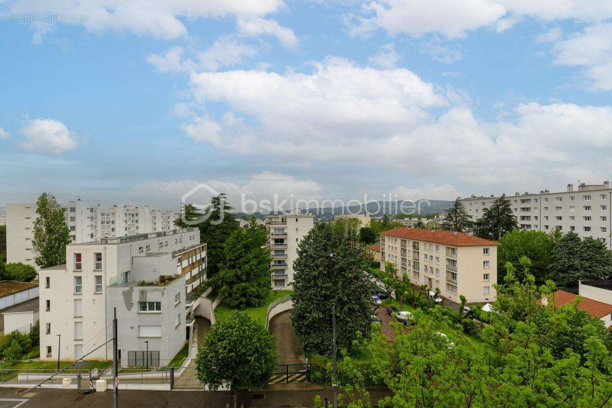 Appartement à CALUIRE-ET-CUIRE