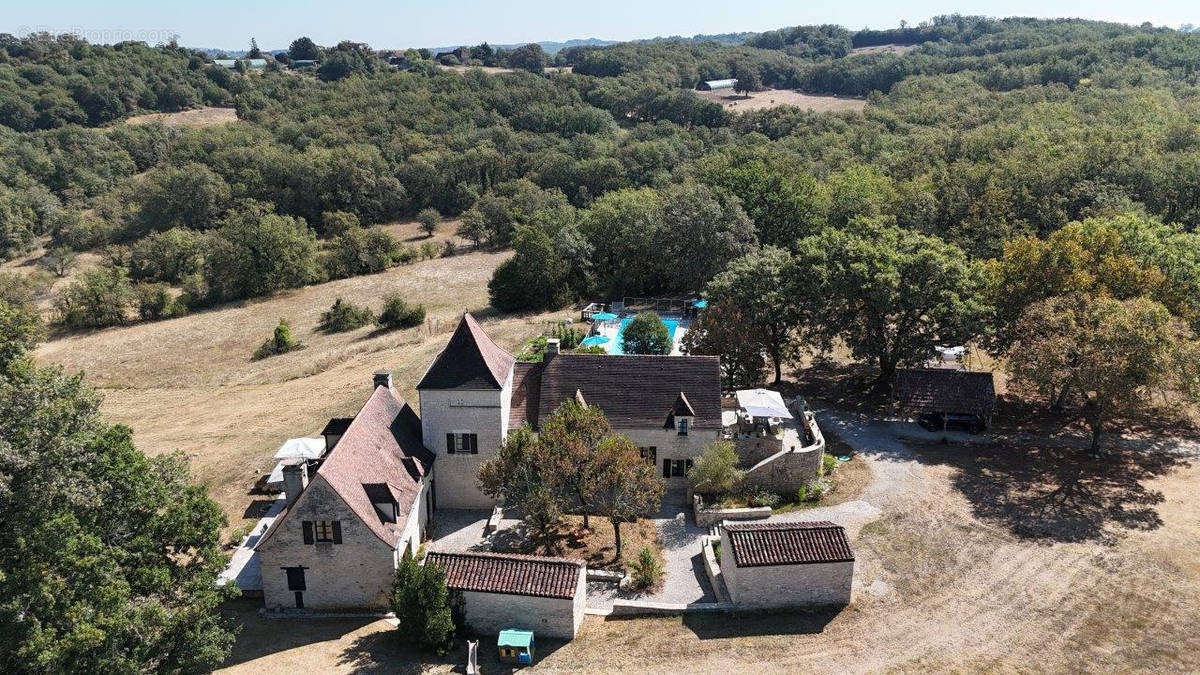 Maison à GOURDON