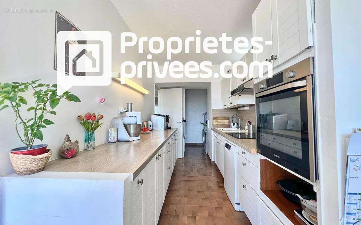 Appartement à VILLENEUVE-LOUBET