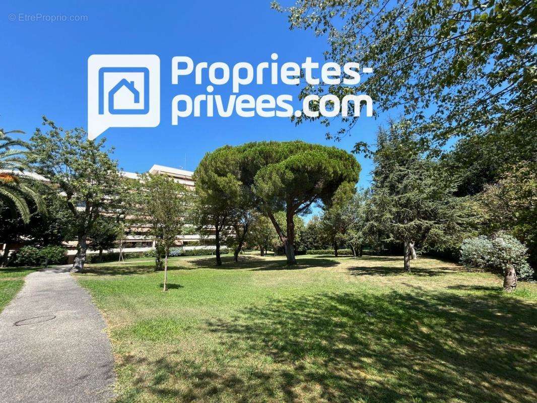 Appartement à VILLENEUVE-LOUBET