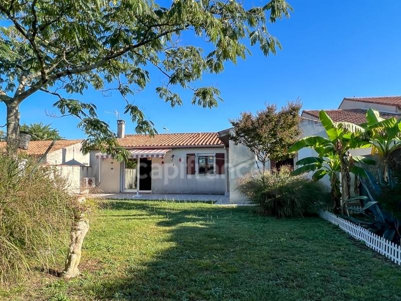 Maison à SAINT-SULPICE-DE-ROYAN