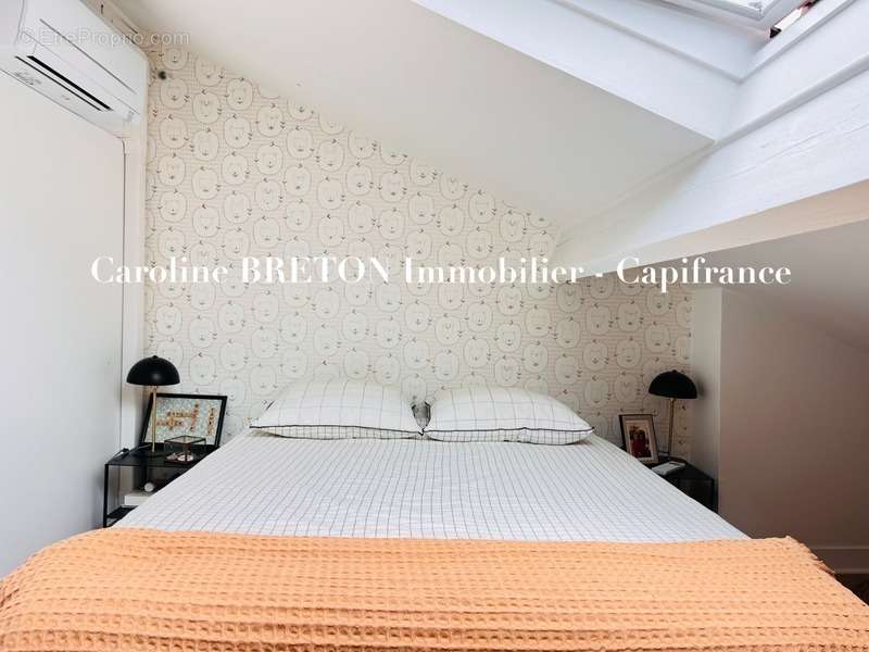 Appartement à COURBEVOIE